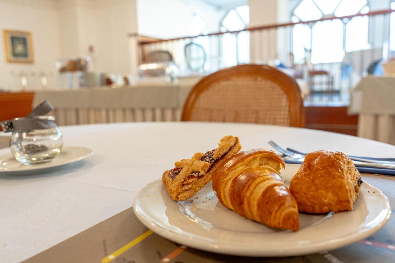 Miramonti Hotel Saint Vincent Ngoại thất bức ảnh